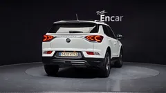 2022 KG_Mobility_Ssangyong KORANDO Gasoline 1.5 2WD C5, белый — фото 4