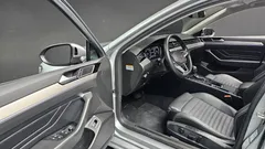 2022 Volkswagen Passat 2.0 TDI Prestige — фото 12