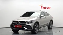 2021 Mercedes-Benz GLC-Class GLC300e 4MATIC Coupe, 연금색 — фото 1