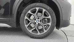 2021 BMW X1 xDrive 20i xLine, чёрный — фото 5
