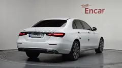 2023 Mercedes-Benz E-Class E350 4MATIC Exclusive — фото 2