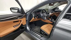 2023 BMW 5-Series 520i Luxury — фото 10