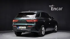 2021 Genesis GV70 2.2 Diesel AWD, зелёный — фото 2