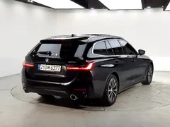 2023 BMW 3-Series 320i Touring — фото 4
