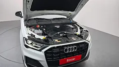 2022 Audi Q7 55 TFSI Quattro Premium, белый — фото 6
