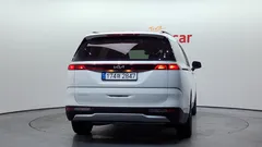 2023 Kia Carnival Diesel 9-Seater Prestige — фото 4
