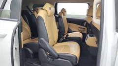 2023 Kia Carnival Diesel 9-Seater Prestige — фото 12