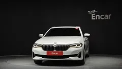 2023 BMW 5-Series 530i xDrive Luxury — фото 3