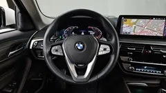 2023 BMW 5-Series 530i xDrive Luxury — фото 13