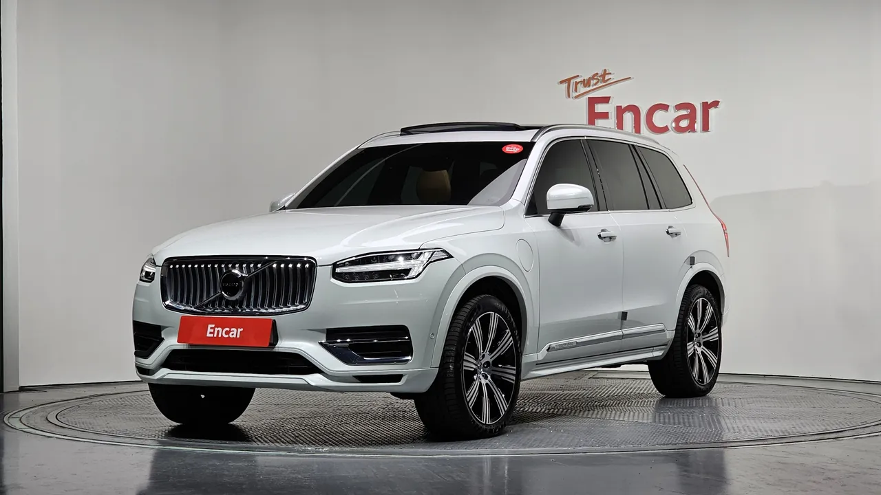 2022 Volvo XC90 T8 Ultimate Bright Hybrid