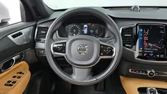 2022 Volvo XC90 T8 Ultimate Bright Hybrid — фото 13