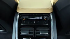 2022 Volvo XC90 T8 Ultimate Bright Hybrid — фото 19