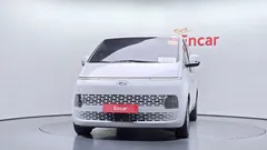 2023 Hyundai Staria Cargo 5-Seater — фото 3