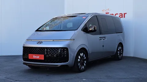 2023 Hyundai Staria 4WD Lounge 9-Seater