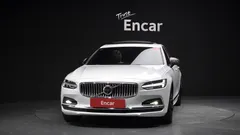 2021 Volvo S90 B6 AWD Inscription, белый — фото 3