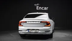2021 Volvo S90 B6 AWD Inscription, белый — фото 4