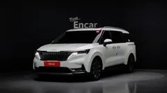 2023 Kia Carnival Diesel 9-Seater Signature — фото 1