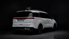 2023 Kia Carnival Diesel 9-Seater Signature — фото 2