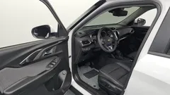 2022 ChevroletGMDaewoo Trailblazer 1.3 Turbo 2WD, белый — фото 10