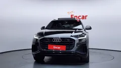 2023 Audi Q8 55 TFSI Quattro Premium, чёрный — фото 3