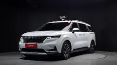 2023 Kia Carnival Diesel 9-Seater Prestige — фото 1