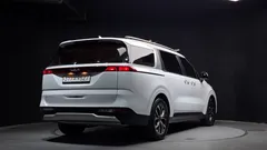 2023 Kia Carnival Diesel 9-Seater Prestige — фото 2
