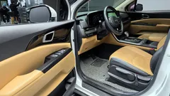 2023 Kia Carnival Diesel 9-Seater Prestige — фото 11