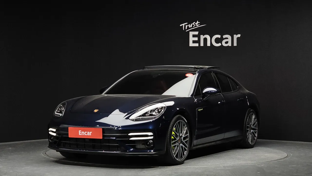 2023 Porsche Panamera 2.9 AWD E-Hybrid Platinum Edition