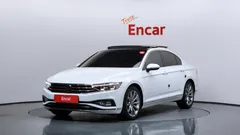 2021 Volkswagen Passat 2.0 TDI Prestige, белый — фото 1