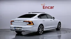 2021 Volvo S90 B6 AWD Inscription, белый — фото 2