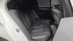 2021 BMW 5-Series 520i M Sport, белый — фото 12