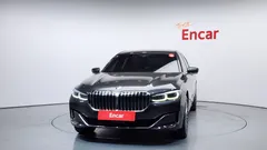 2022 BMW 7-Series 730d xDrive Design Pure Excellence, серый — фото 3