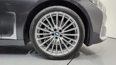2022 BMW 7-Series 730d xDrive Design Pure Excellence, серый — фото 5