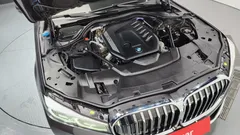 2022 BMW 7-Series 730d xDrive Design Pure Excellence, серый — фото 6