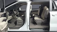 2022 Kia Carnival Diesel 11-Seater Prestige — фото 10