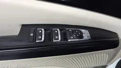 2022 Kia Carnival Diesel 11-Seater Prestige — фото 18