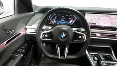 2023 BMW 7-Series 740i sDrive M Sport Individual — фото 13