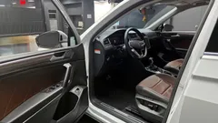 2023 Volkswagen Tiguan 2.0 TSI Prestige, белый — фото 10