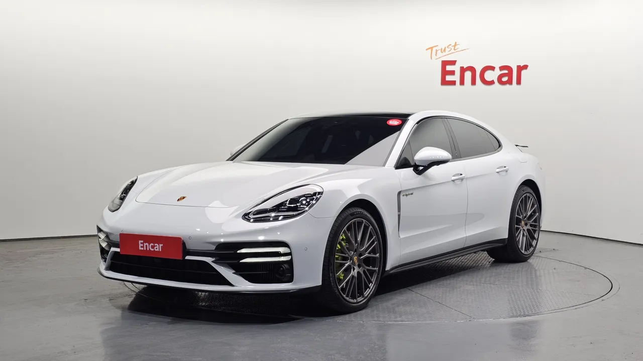 2023 Porsche Panamera 2.9 AWD E-Hybrid Platinum Edition