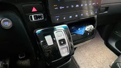 2022 Hyundai Staria 4WD Lounge 9-Seater, белый — фото 9