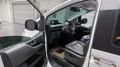 2022 Hyundai Staria 4WD Lounge 9-Seater, белый — фото 10