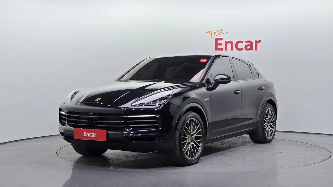 2022 Porsche Cayenne 3.0 E-HYBRID COUPE PLATINUM EDITION
