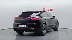 2022 Porsche Cayenne 3.0 E-HYBRID COUPE PLATINUM EDITION — фото 2