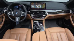 2022 BMW 5-Series 520i M Sport — фото 14