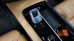 2023 Volvo XC90 T8 Ultimate Bright Hybrid — фото 9