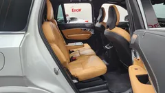 2023 Volvo XC90 T8 Ultimate Bright Hybrid — фото 12