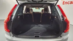 2023 Volvo XC90 T8 Ultimate Bright Hybrid — фото 20