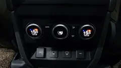 2022 Land Rover Defender 110 D300 HSE — фото 19