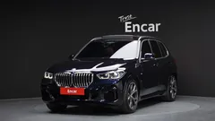 2022 BMW X5 xDrive 40i M Sport, синий — фото 1