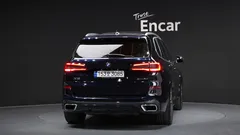 2022 BMW X5 xDrive 40i M Sport, синий — фото 4